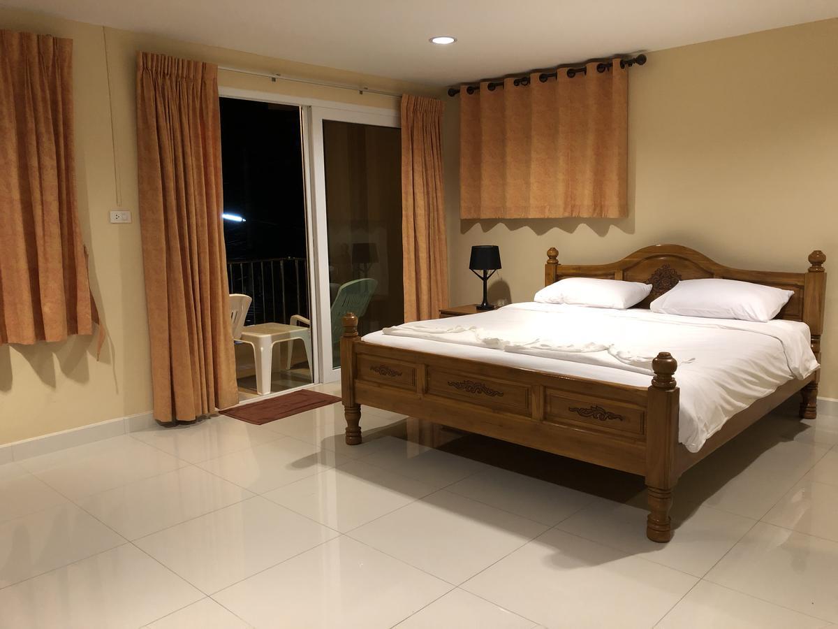 Naithon Beach Residence Екстер'єр фото